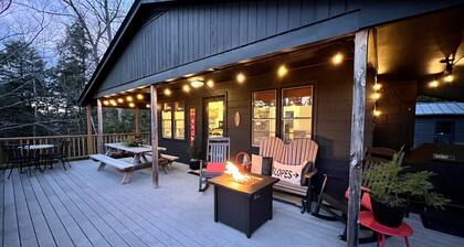 Cozy Manchester Getaway with Amazing Views!!!