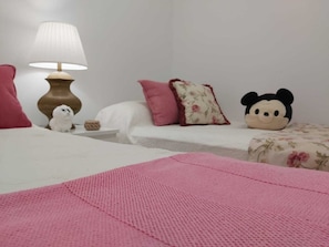 3 bedrooms, WiFi - House in Baiona next to ladeira beach and Santa Marta. (Baiona)