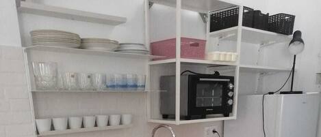 Fridge, oven, dishwasher, toaster