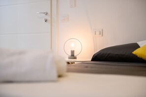 1 chambre, fer et planche Ă repasser, Wi-Fi gratuit, draps fournis
