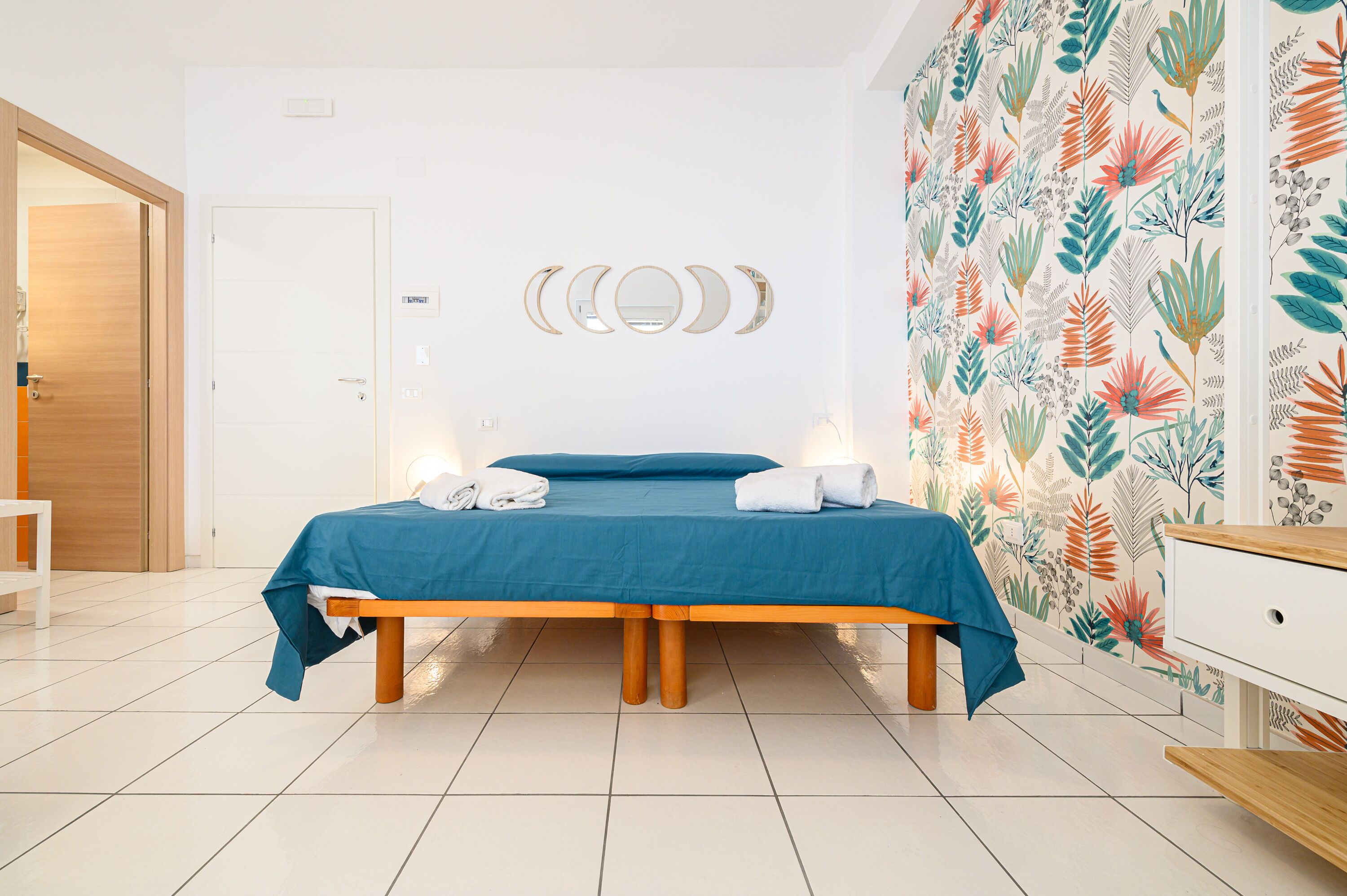 1 chambre, fer et planche à repasser, Wi-Fi gratuit, draps fournis