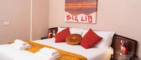 3 bedrooms, soundproofing, iron/ironing board, free WiFi