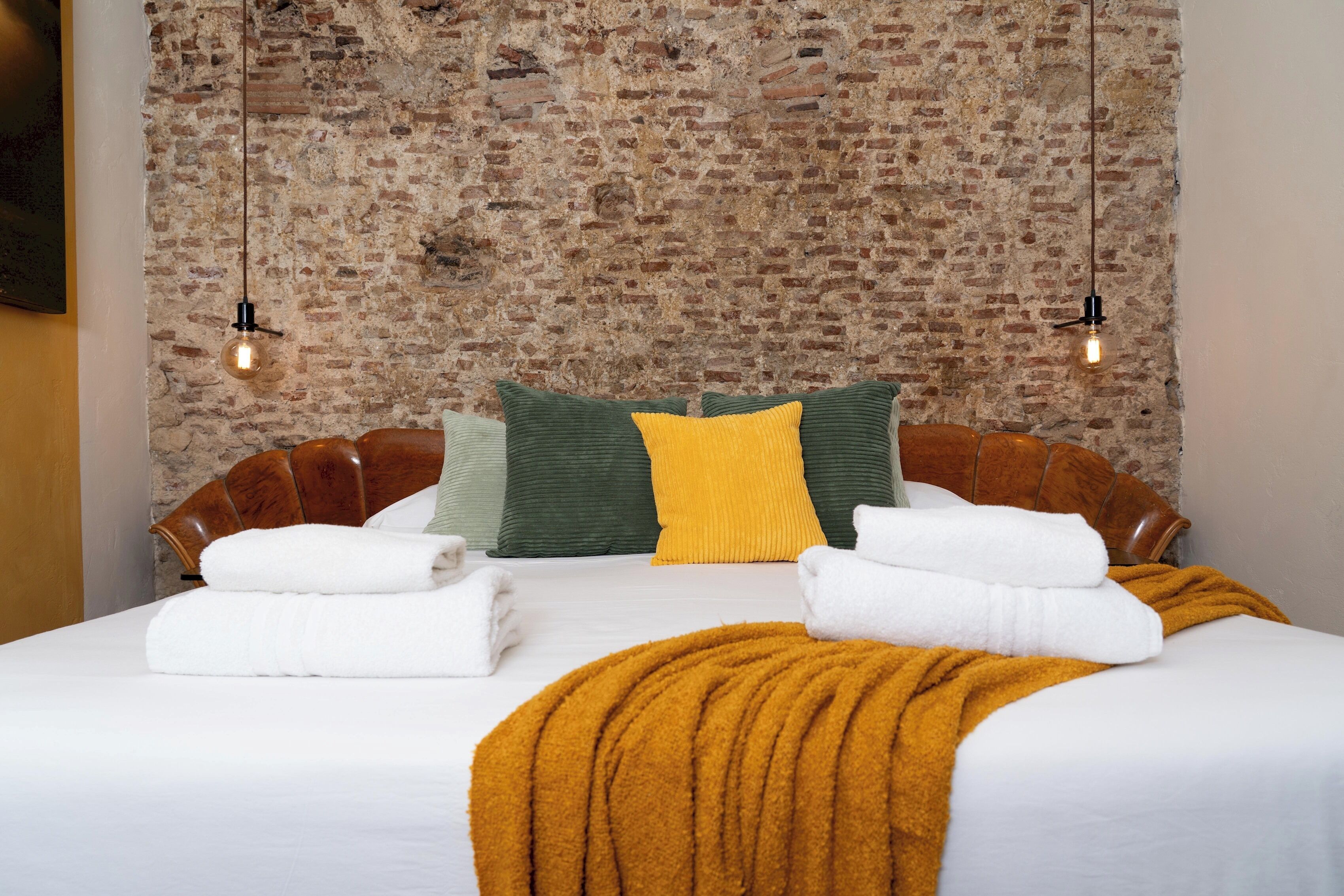 3 Schlafzimmer, schallisolierte Zimmer, Bügeleisen/Bügelbrett