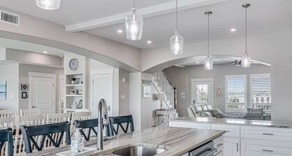 Key Allegro - Private Pool & Hot Tub - Elevator - Outdoor Kitchen - Icemaker