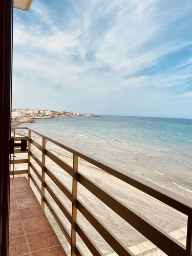 APPARTAMENTO CON PANORAMA MOZZAFIATO A CASALABATE (LE)