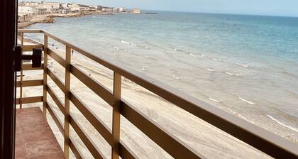 APPARTAMENTO CON PANORAMA MOZZAFIATO A CASALABATE (LE)