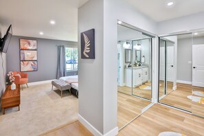 4 chambres, bureau, fer et planche à repasser, Wi-Fi (supplément)
