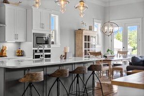 独立别墅, 4 间卧室, 允许带宠物 | 私人厨房 | 大冰箱、微波炉、烤箱、炉灶