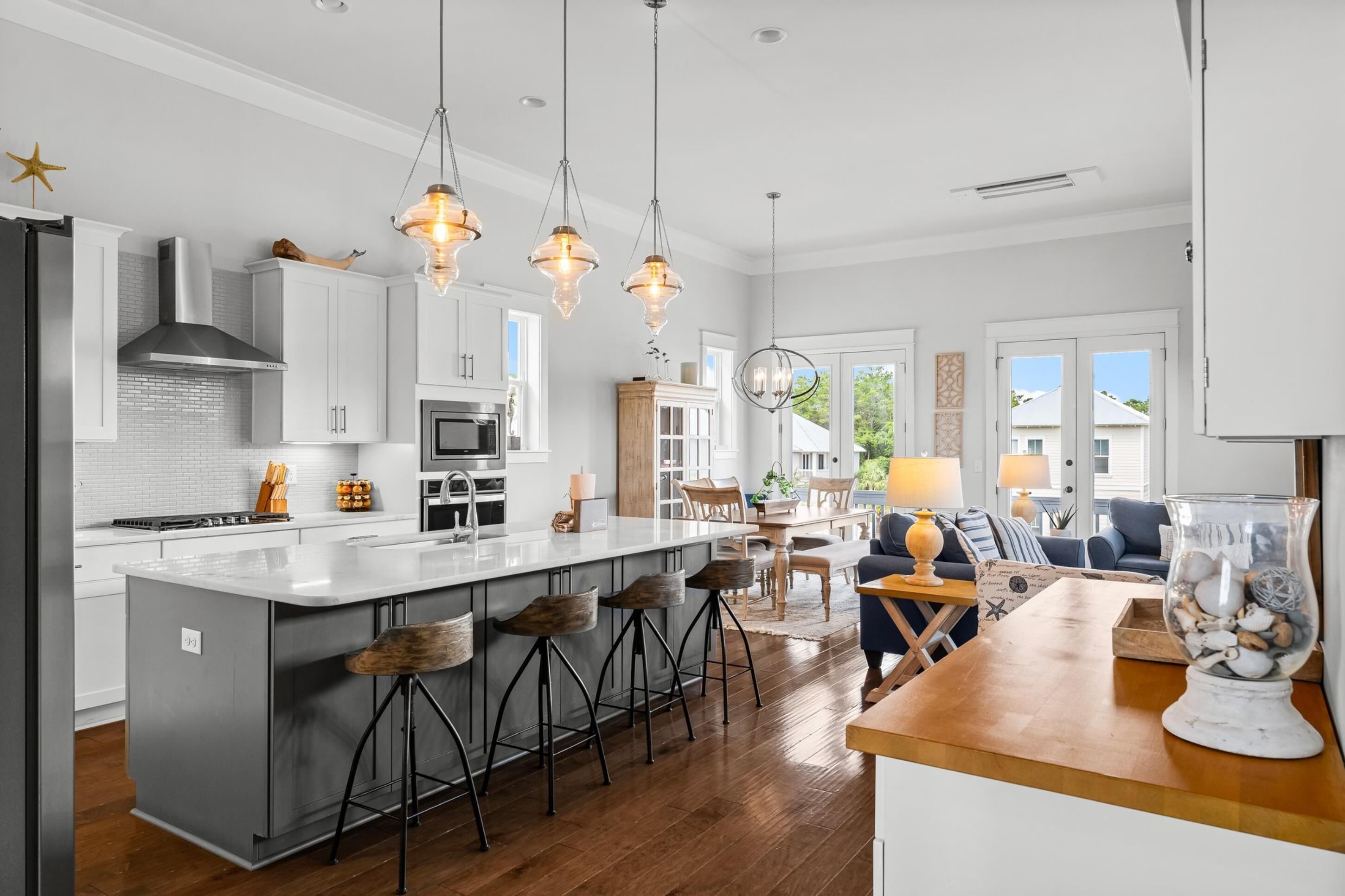 Rumah, 4 kamar tidur, Hewan Peliharaan Diizinkan | Dapur pribadi | Lemari es besar, microwave, oven, dan kompor