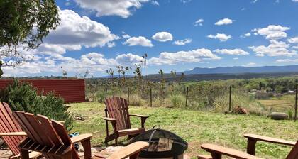 1930's Stone Cottage with spectacular views!