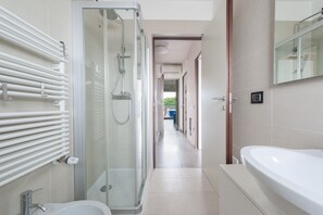 Een douche, een bidet