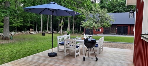 Swedish idyll - dreamlike secluded location - close to the lake - sauna - pool table