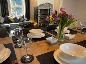 Casa de campo | Cocina privada | Refrigerador, lavavajillas y utensilios de cocina 