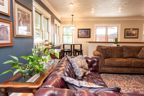 River House in historic Rockton, IL