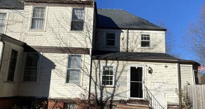 Lodging Near Public Transportation