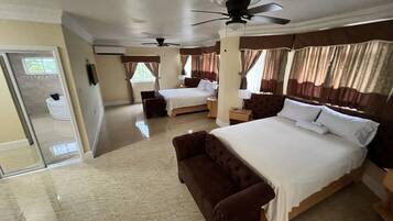 9 chambres, fer et planche Ă repasser, Wi-Fi gratuit, draps fournis