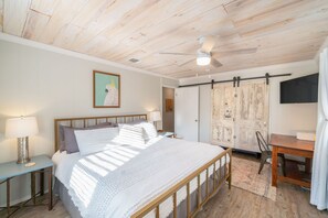 3 chambres, lit parapluie, Wi-Fi, draps fournis