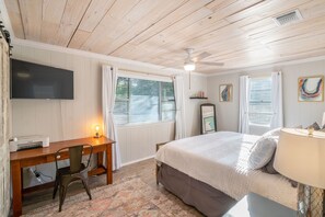 3 chambres, lit parapluie, Wi-Fi, draps fournis