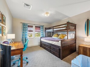 3 bedrooms, desk, iron/ironing board, travel crib