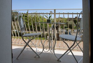 View from property - B&B Erilla (Lonato del Garda)