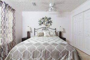 3 bedrooms, iron/ironing board, free WiFi, bed sheets