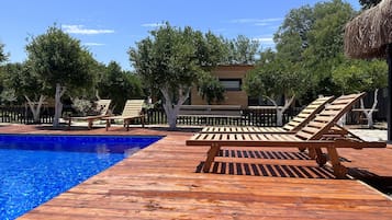 Alberca al aire libre por temporada