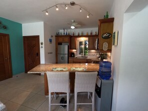 Fridge, microwave, oven, coffee/tea maker