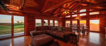 Farm Stay at the Bell-Zwart Lodge