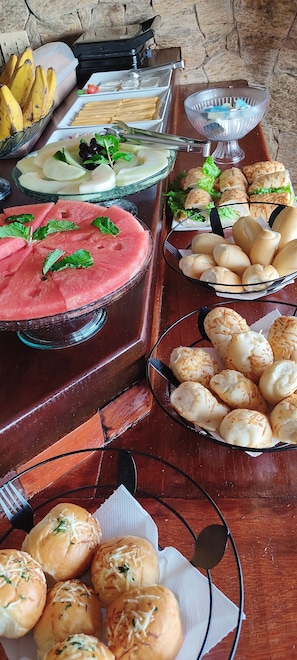 Free daily buffet breakfast