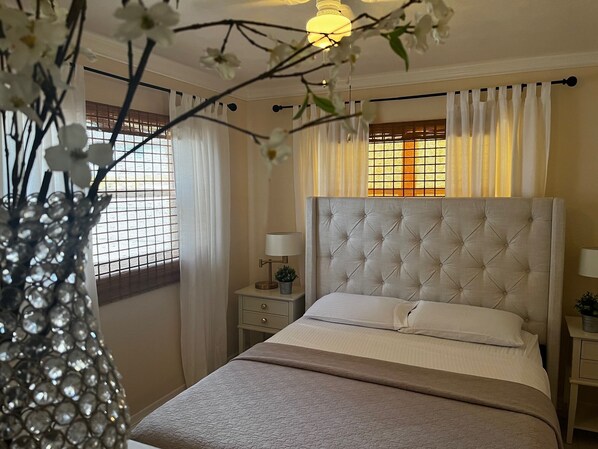 2 bedrooms, desk, iron/ironing board, free WiFi