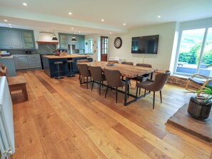 Cottage | Dining - Flaska House (Penrith)