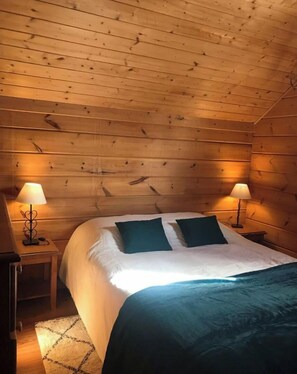 5 Schlafzimmer, Reisekinderbett, kostenloses WLAN, Bettwäsche