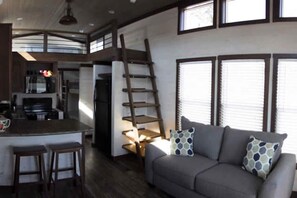 Älytelevisio, pöytätennispöytä