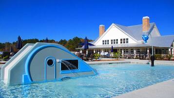 Piscine extérieure, piscine chauffée