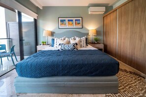 2 bedrooms, in-room safe, iron/ironing board, free WiFi