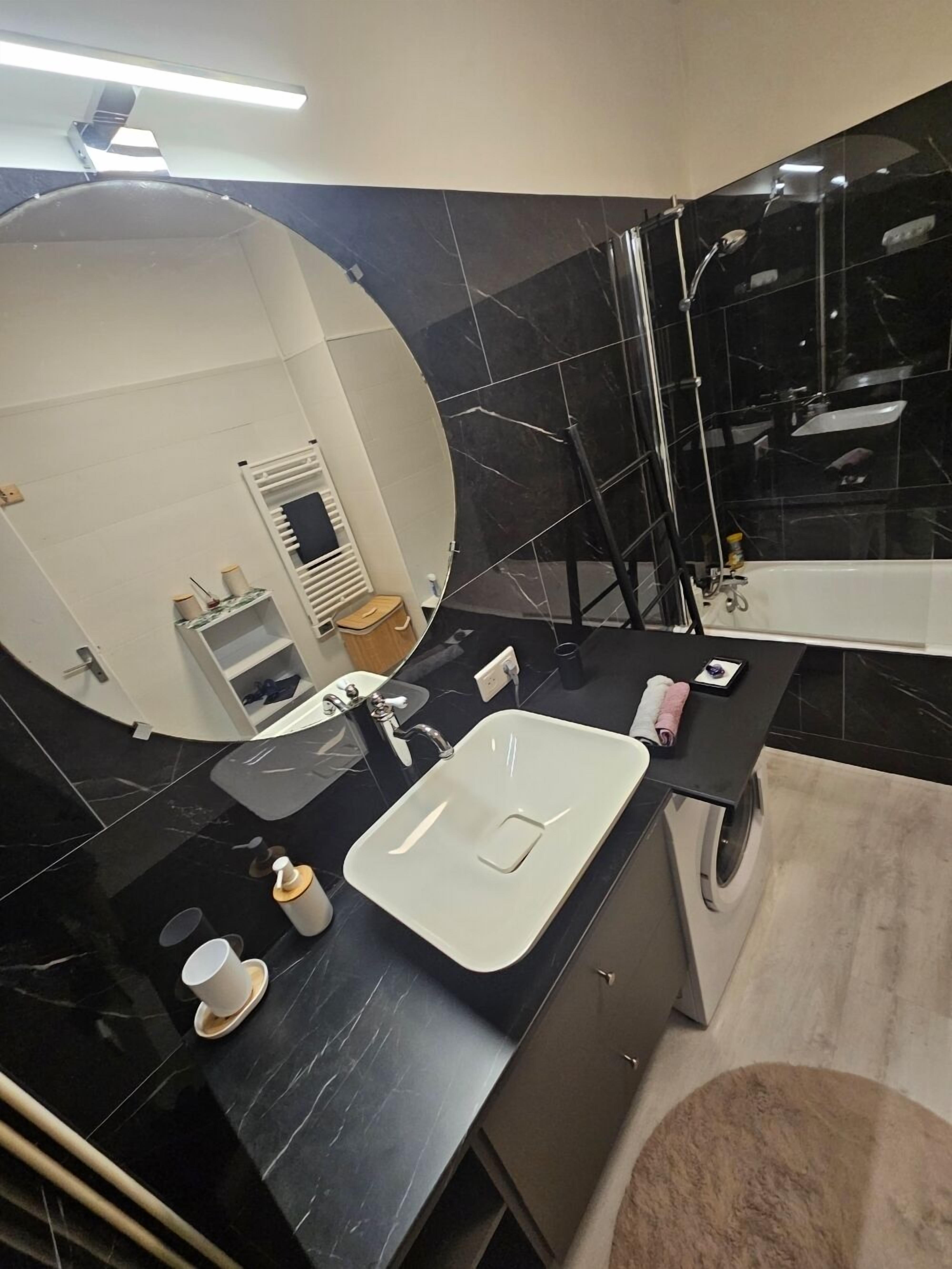 Apartemen (Sarlat 4 Life) | Kamar mandi