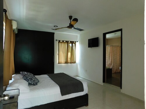 HIGH FLOOR APARTMENT IN FRONT OF THE BEST ECOLOGICAL PARK IN MERIDA