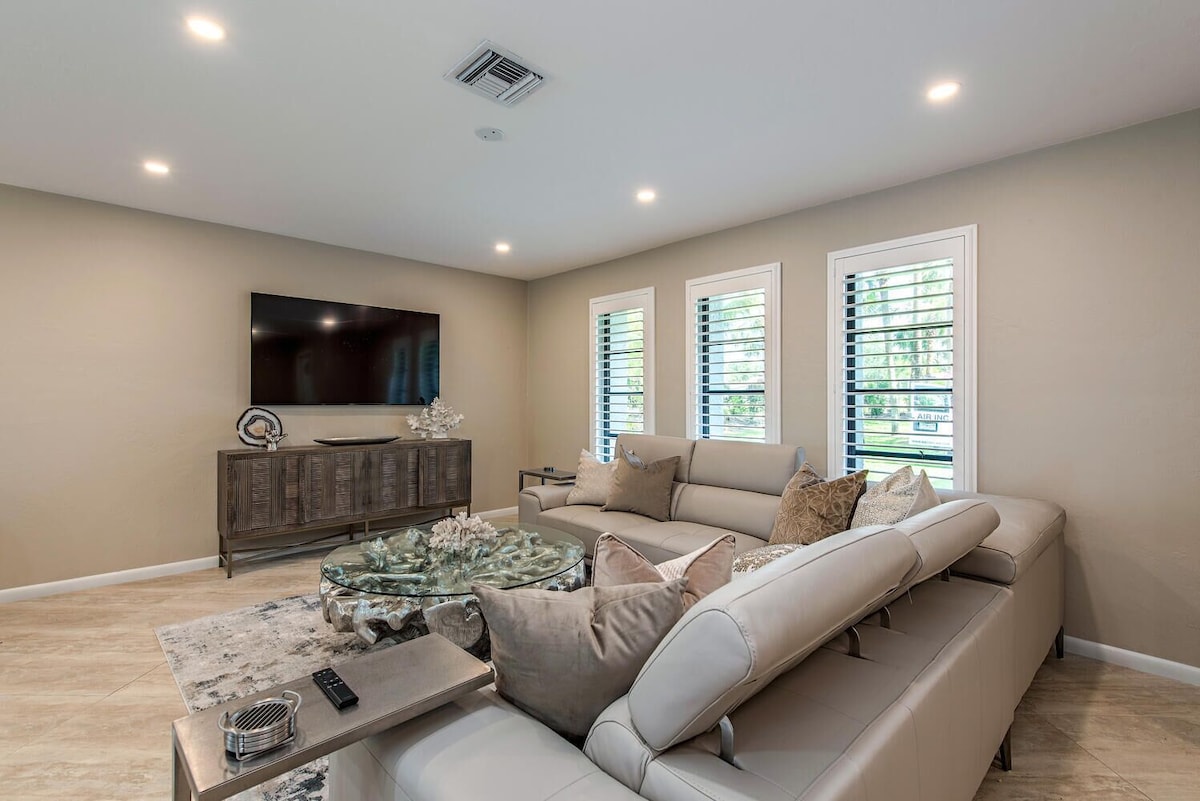 Photo 12 of Newly Renovated, Beach Close, Pet Friendly, Modern Luxury Retreat