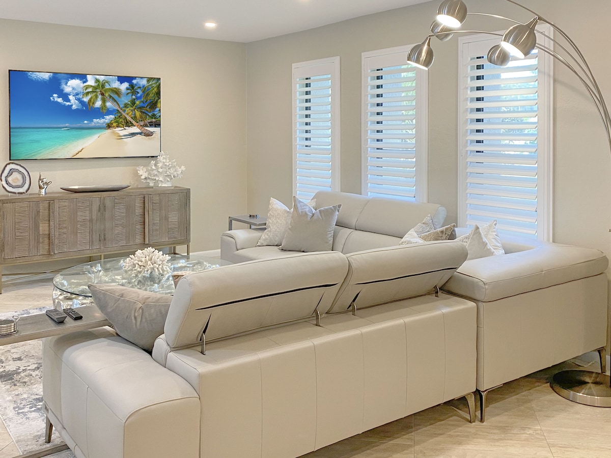Photo 11 of Newly Renovated, Beach Close, Pet Friendly, Modern Luxury Retreat