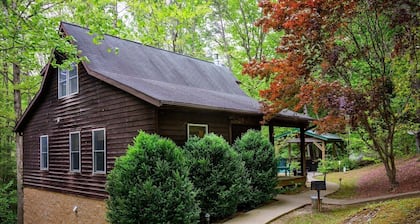 Lazy Lane Cabins - Hemlock