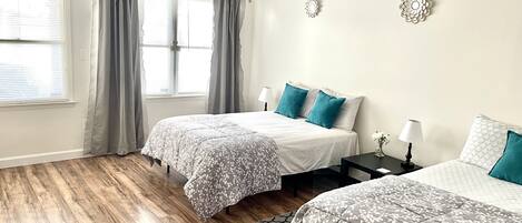 2 bedrooms, desk, iron/ironing board, WiFi