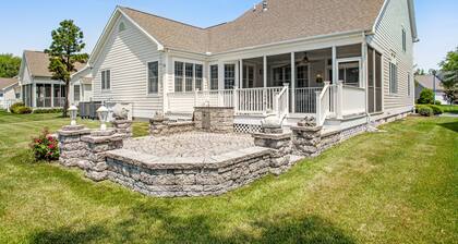 Bear Trap Dunes - waterfront home with golf, pool, fitness room, & tennis