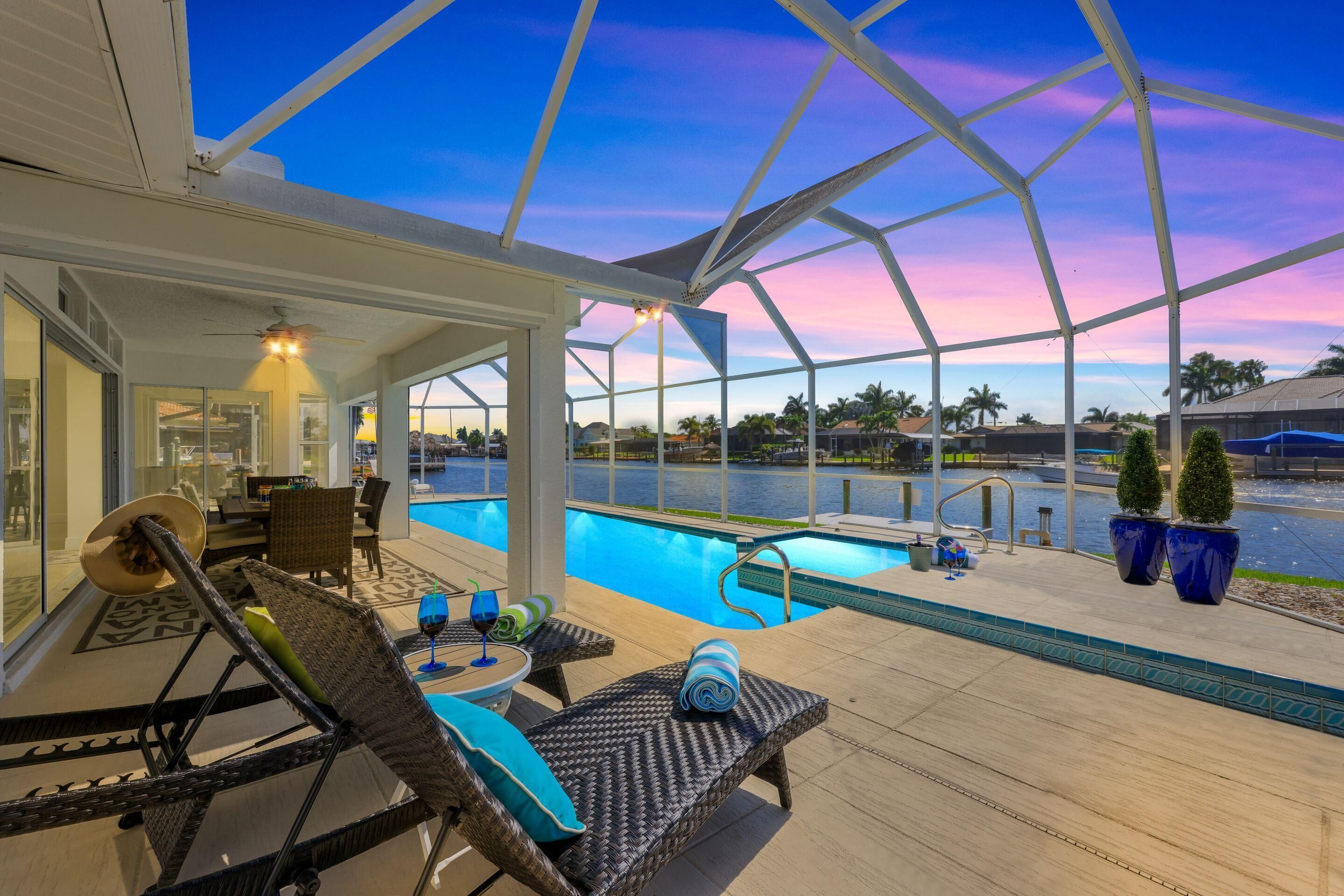 Seconds to River Direct Gulf Access Pool/Spa Home With Games Room