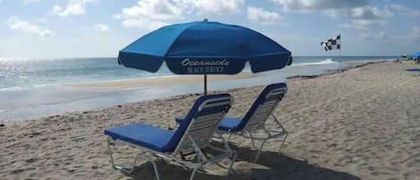 Una playa cerca