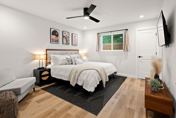 1 bedroom, iron/ironing board, travel crib, free WiFi