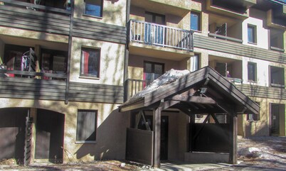 1st floor apartment 5 minutes from the slopes