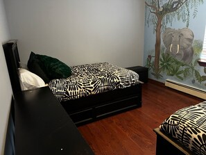 4 bedrooms, free WiFi, bed sheets