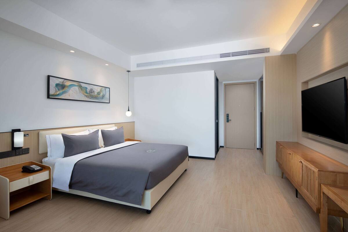 ห้องพัก, เตียงคิงไซส์ 1 เตียง, ปลอดบุหรี่ | โต๊ะทำงาน, Wi-Fi ฟรี, ผ้าปูที่นอน