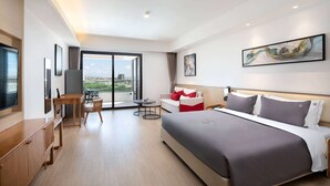 Deluxe Room, 1 King Bed, Non Smoking