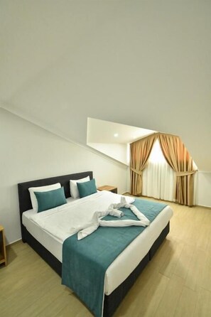 Comfort Apartment | 2 bilik tidur, gebar bulu kapas, langsir/tirai gelap terus 
